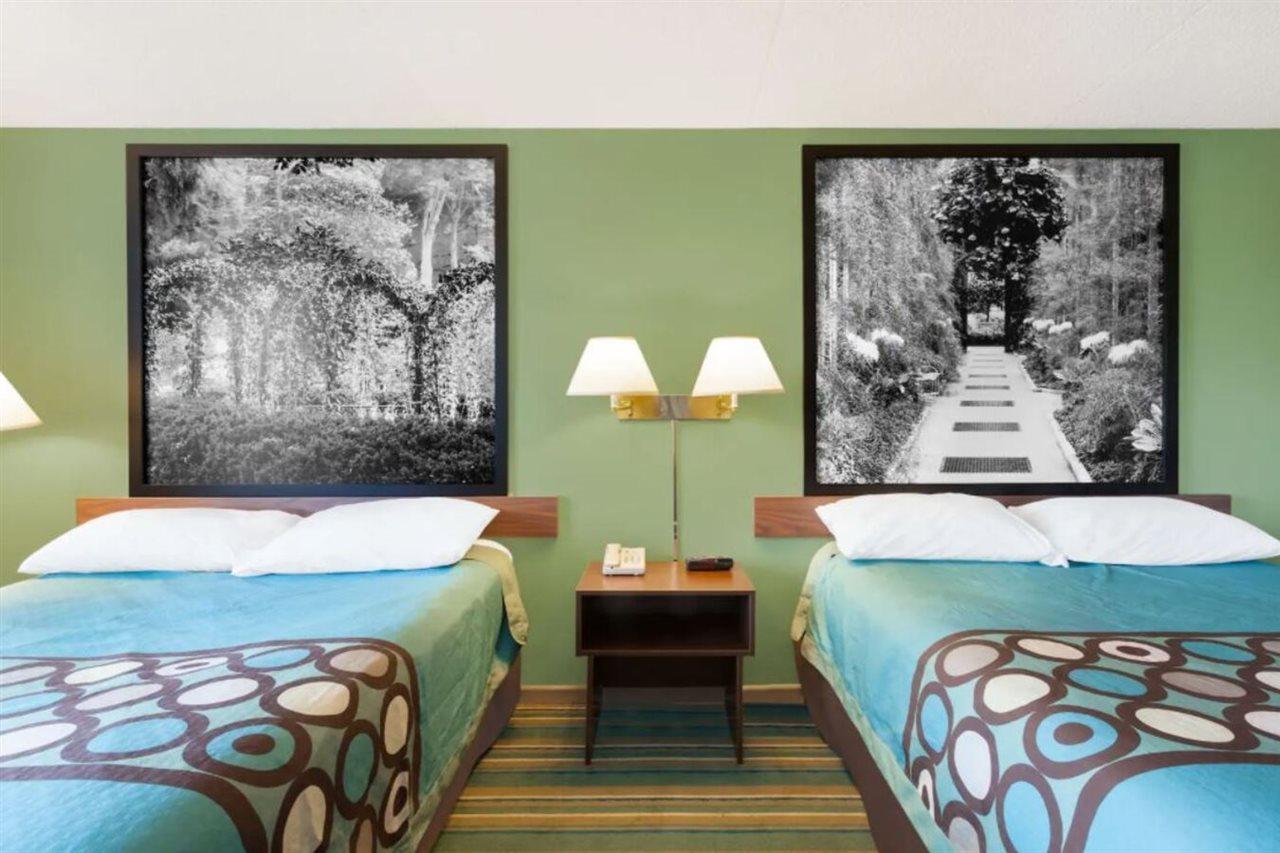 Super 8 By Wyndham Harrisburg Hershey West Luaran gambar