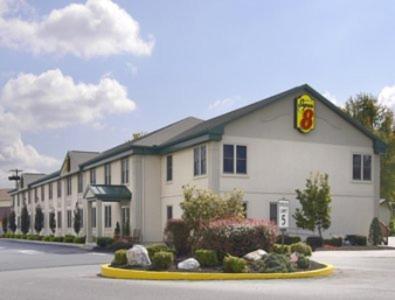 Super 8 By Wyndham Harrisburg Hershey West Luaran gambar